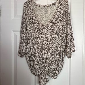 American eagle cheetah print soft and sexy tshirt!! size xxl